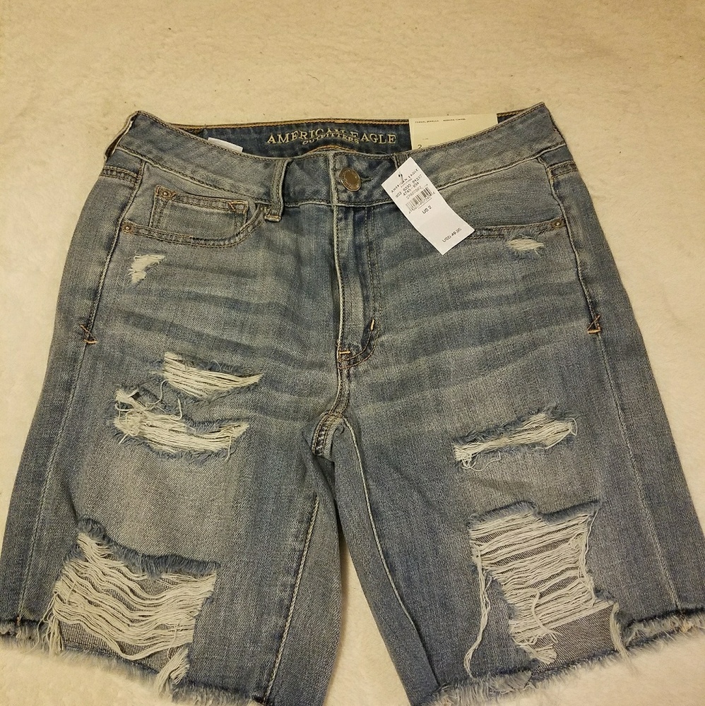 American Eagle Tom girl Bermuda shorts
